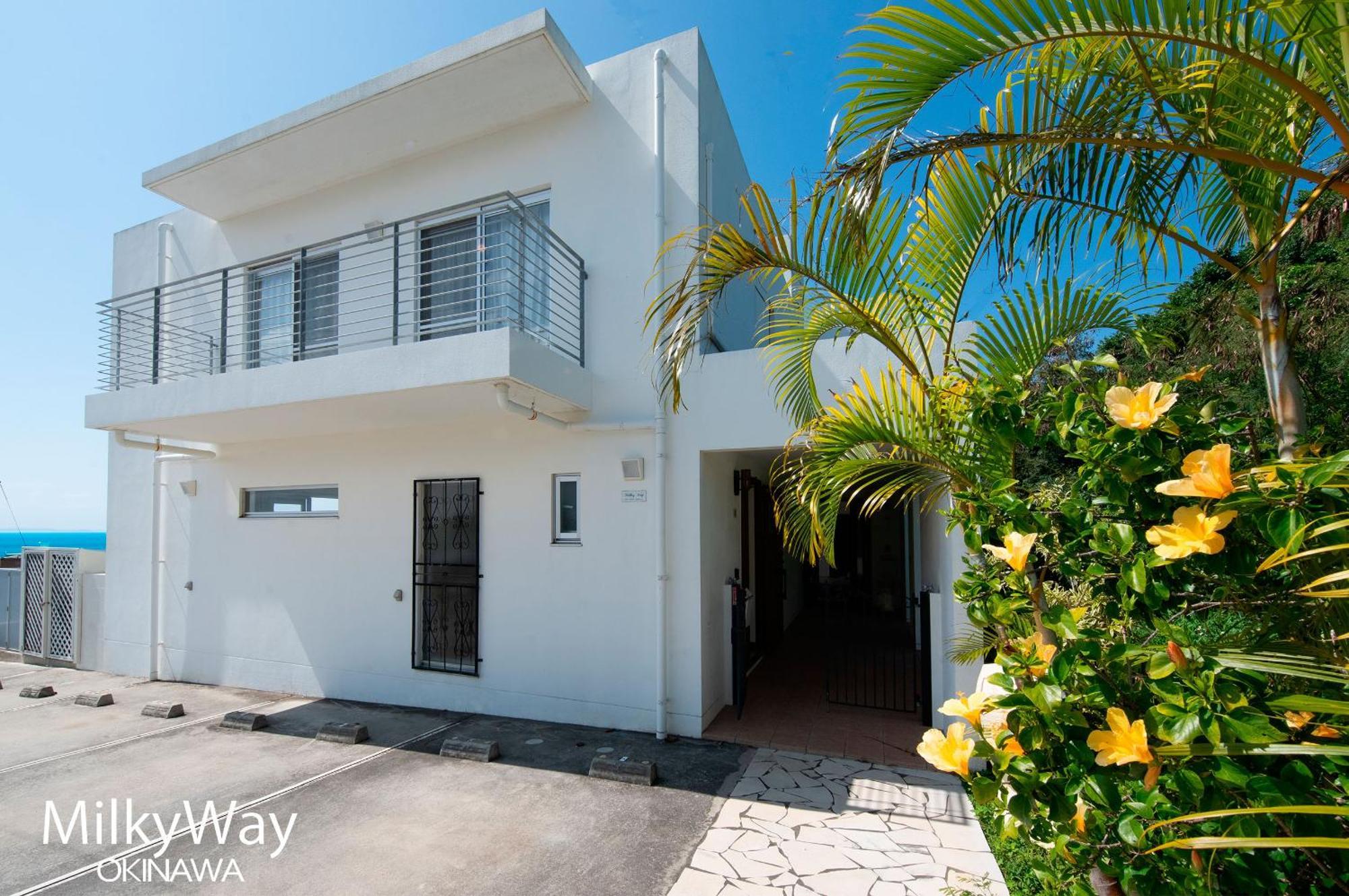 Okinawa Milky Way Villa Yomitan Buitenkant foto