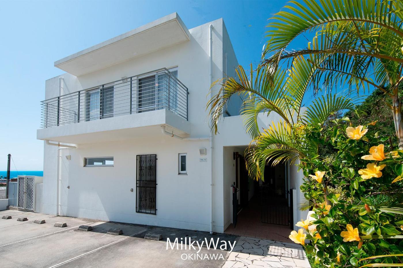Okinawa Milky Way Villa Yomitan Buitenkant foto